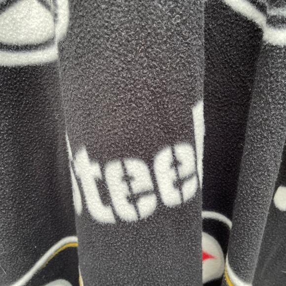 NFL Pittsburgh Steelers The Snuggler Blanket Adult Size Steelers Logo Helmets - Picture 4 of 8